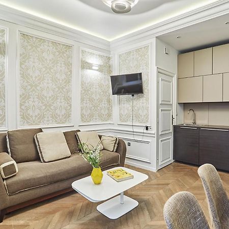 פריז Apartment Louvre Museum By Studio Prestige מראה חיצוני תמונה